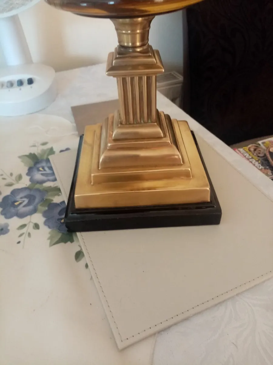 Victorian Oil Lamp - Image 3
