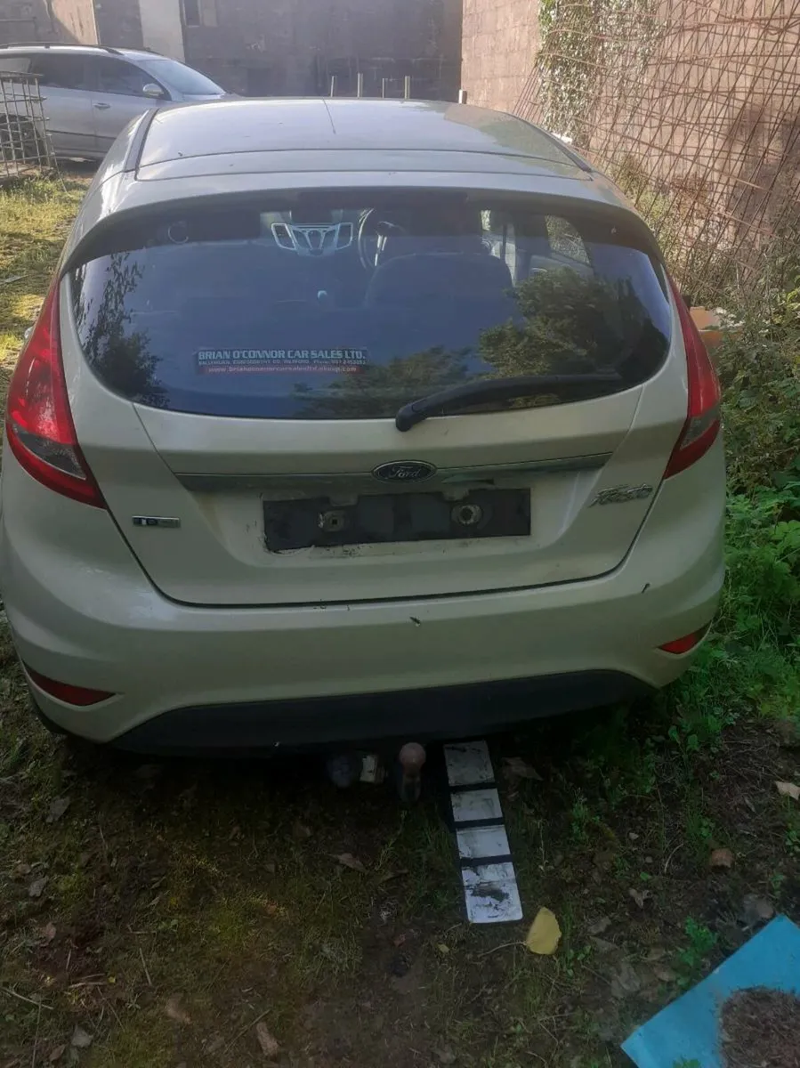 Ford fiesta for parts - Image 2