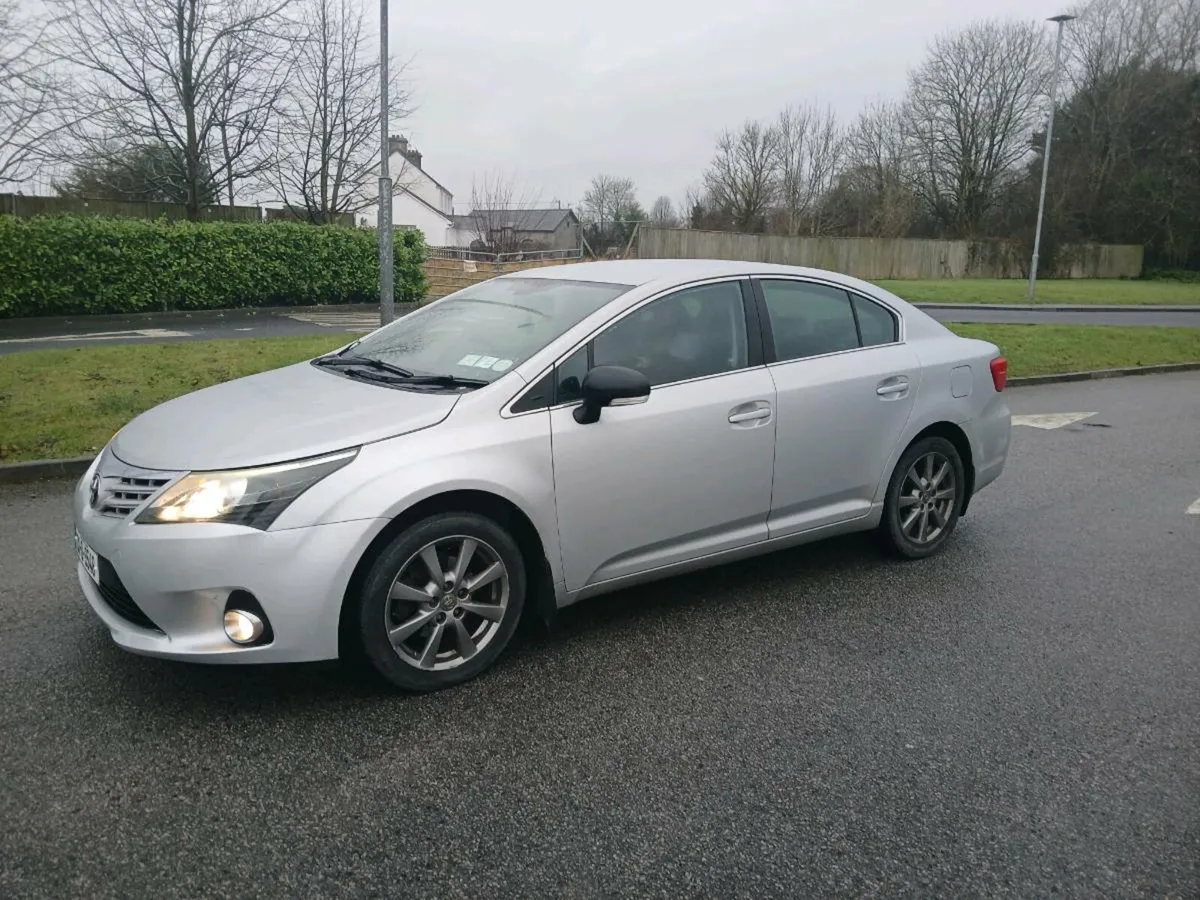 Toyota avensis 2013 new NCT for 12months nd tax - Image 3