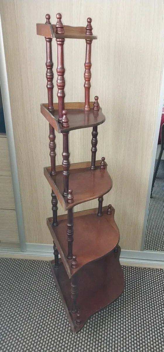 Mahogany corner shelves - Image 2