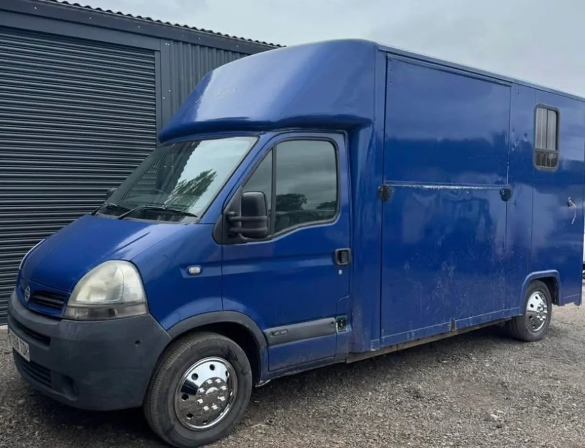 Nissan 2008 3.5 Ton Horsebox - Image 1