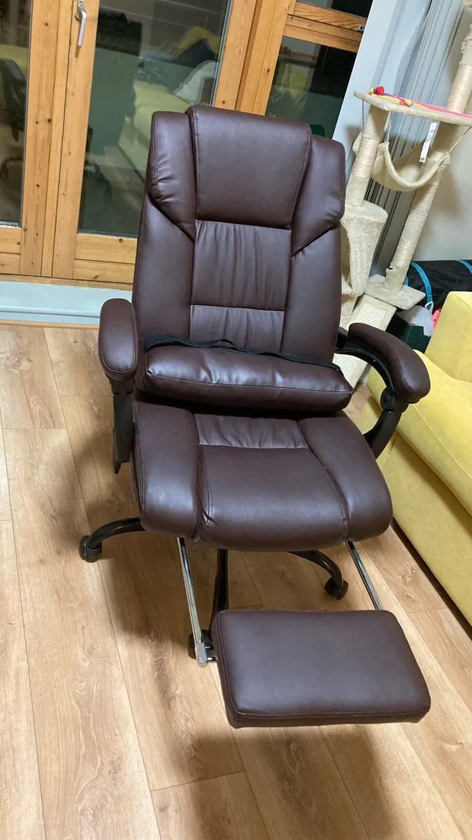 chair - Image 1