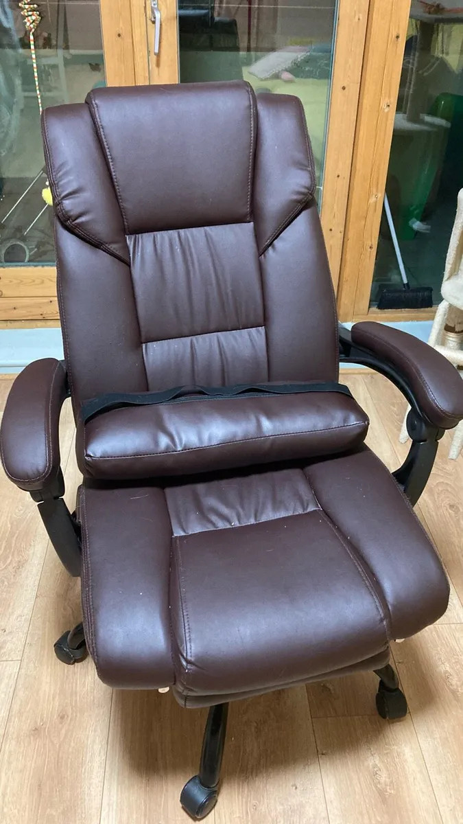 chair - Image 3