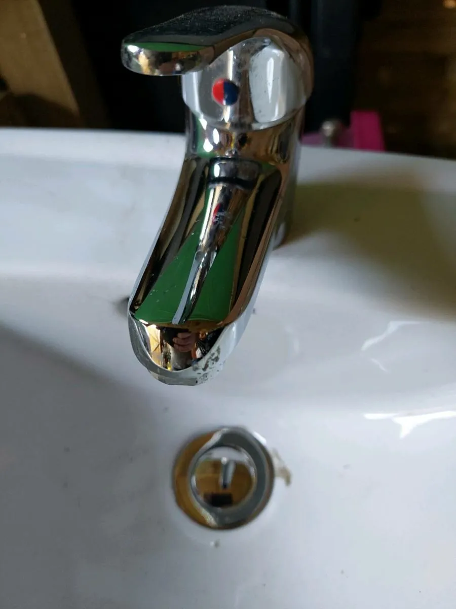 Bathroom  Sink. - Image 2