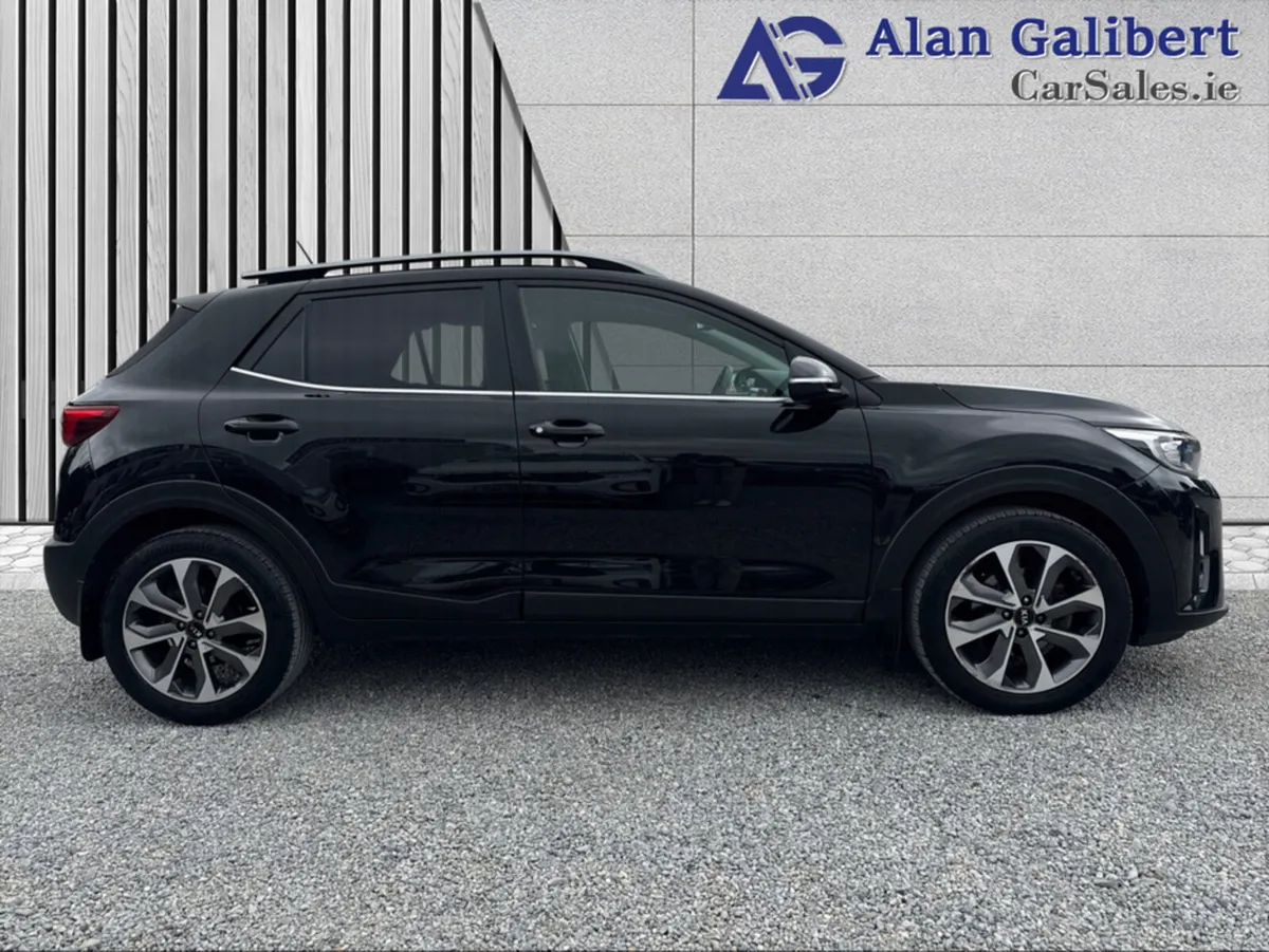 Kia Stonic K3 TOP SPEC 1.4 Petrol Reverse Camera € - Image 3