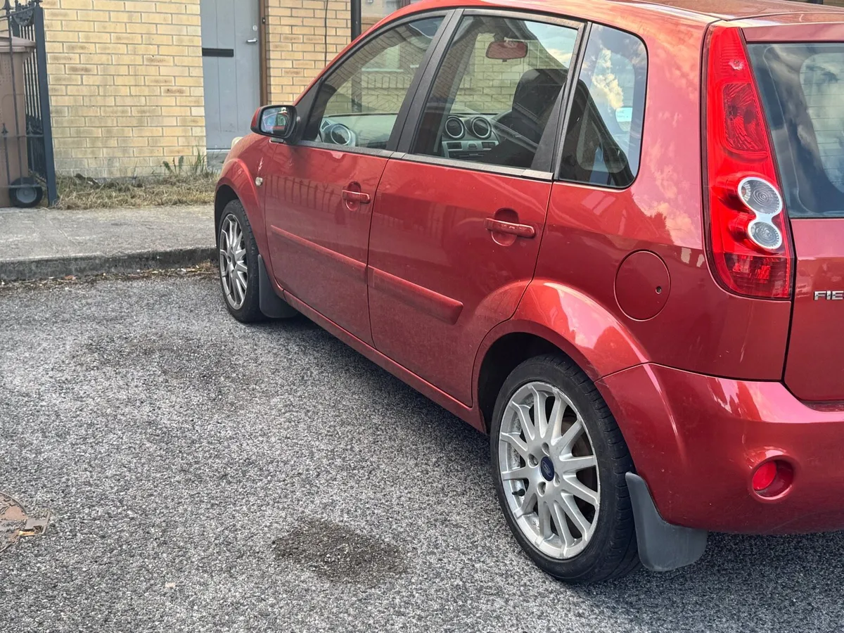 Ford fiesta - Image 1
