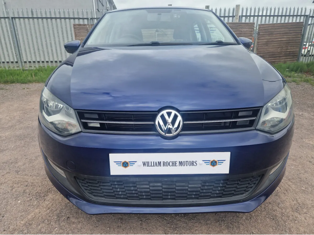 Volkswagen Polo 1.2 PETROL AUTO - Image 3