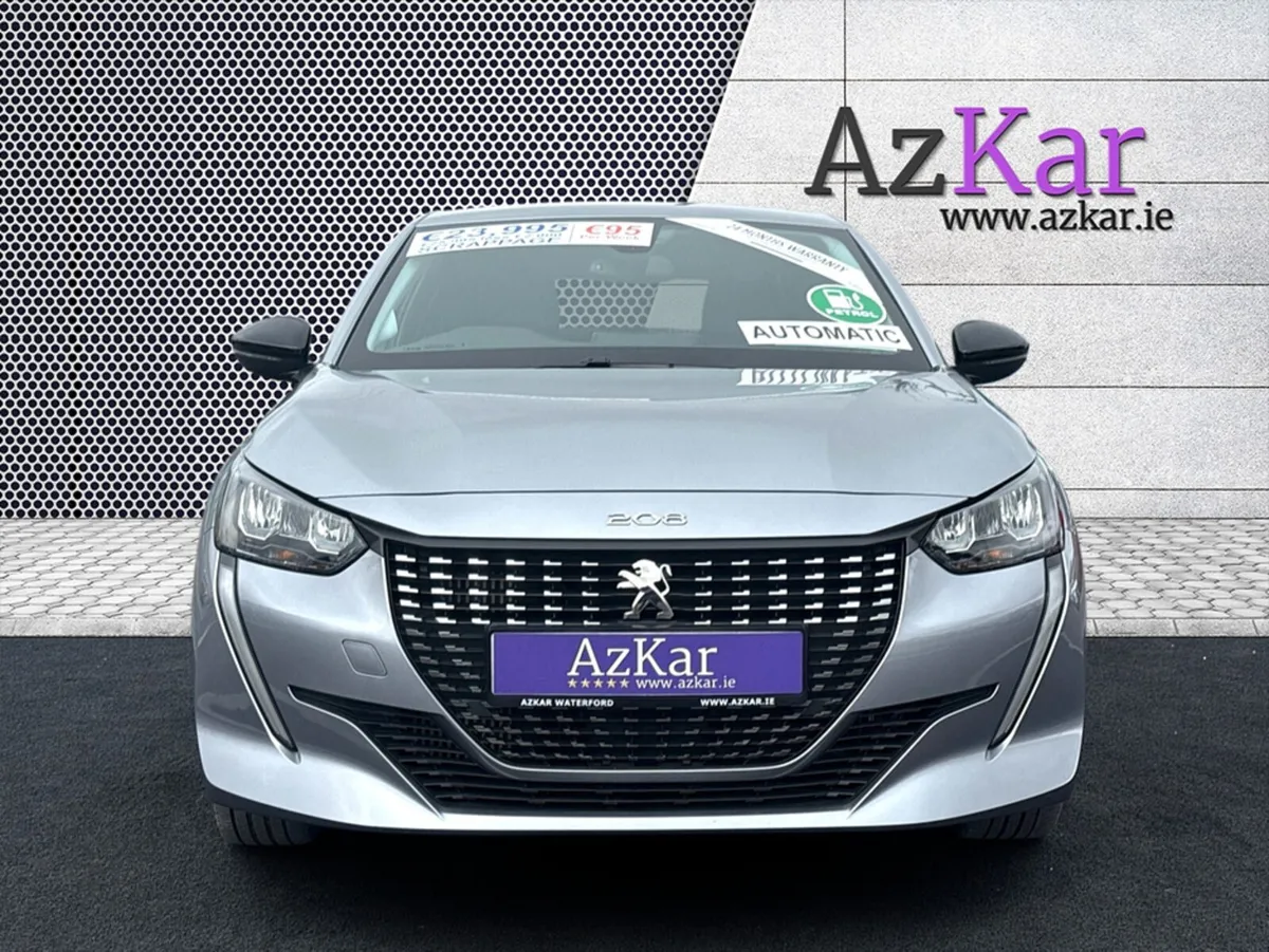 Peugeot 208 2023 ALLURE PREMIUM AUTOMATIC 1.2 PETR - Image 2