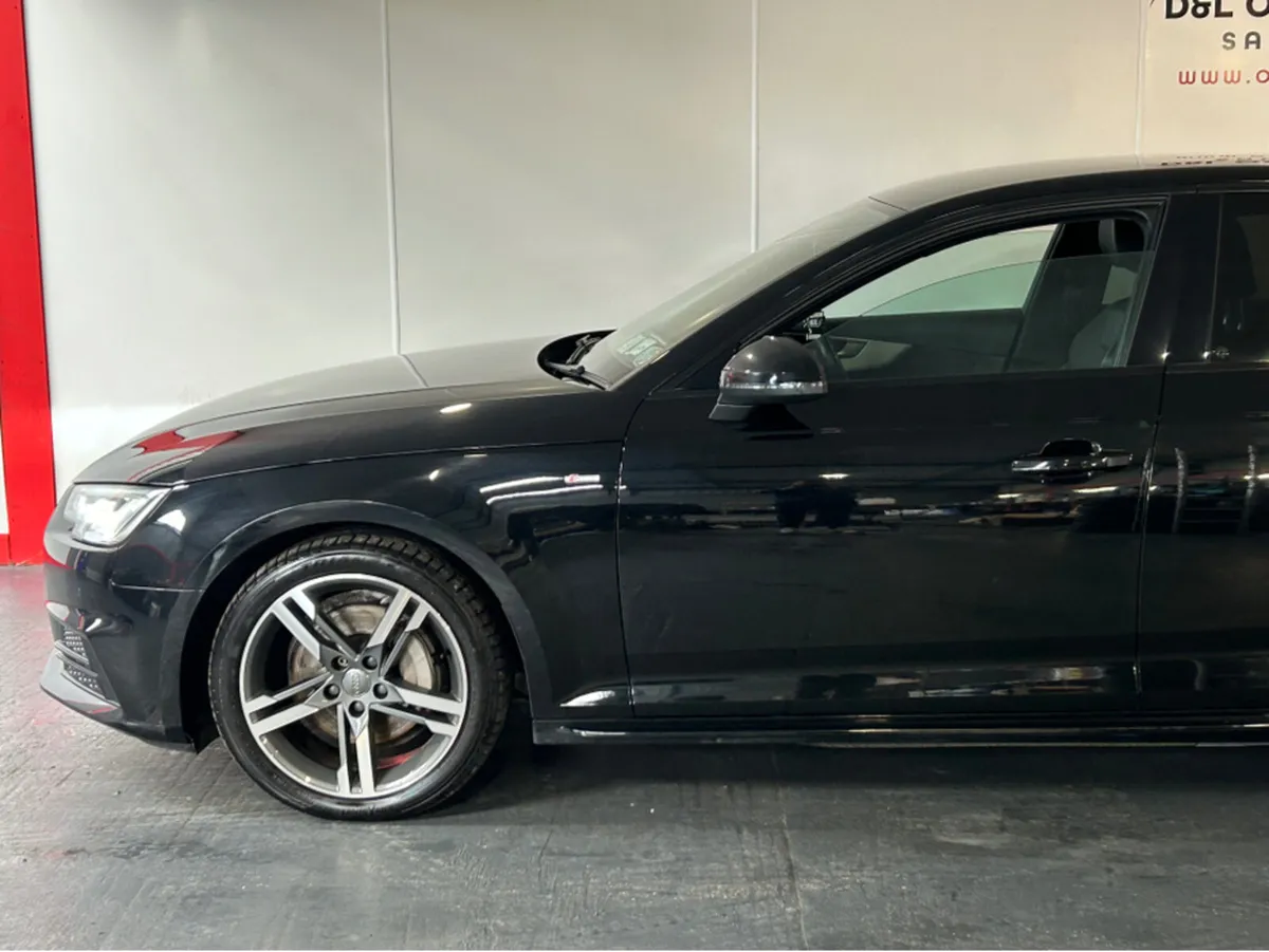 Audi A4 2.0 TDI S LINE ULTRA 190PS 4 4DR AUTO - Image 4