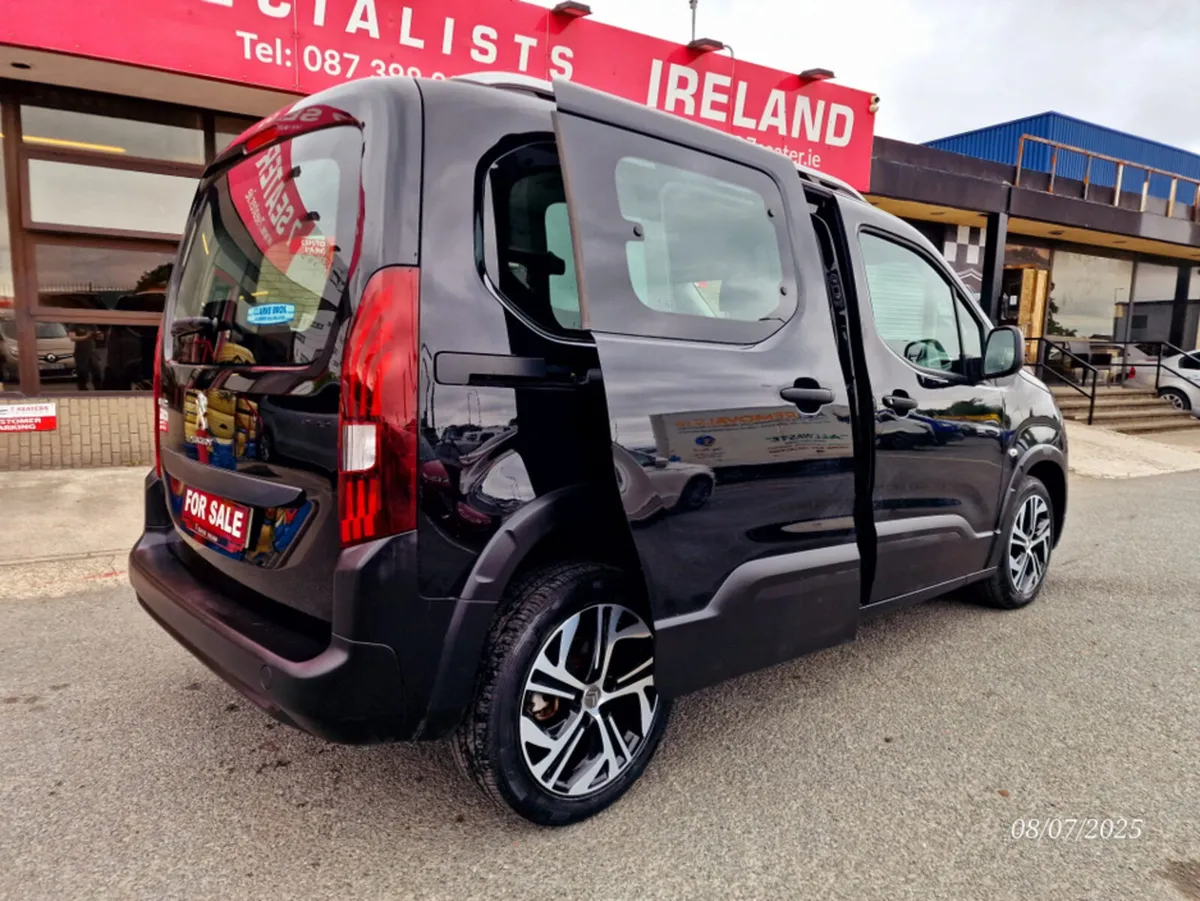 Peugeot Rifter 1.5 HDI 100 BHP ACTIVE LOW MILEAGE - Image 2