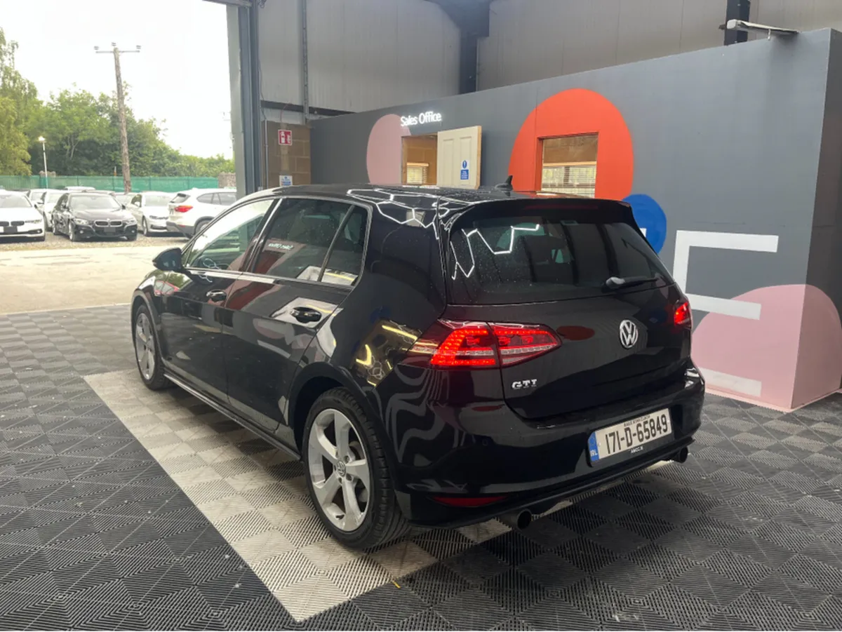 Volkswagen Golf GOLF GTI / 87k KMs / REVERSE CAMER - Image 4