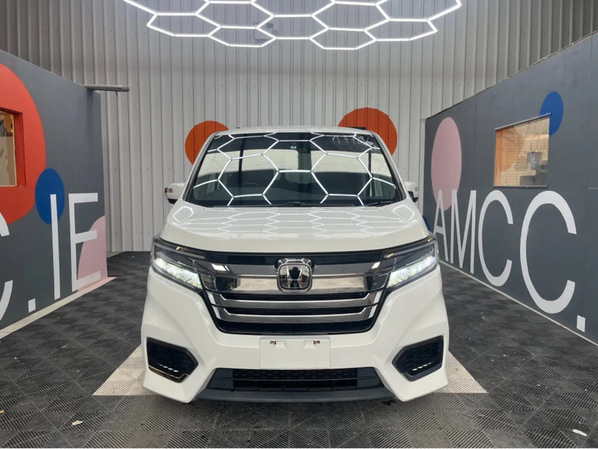 Honda Stepwagon 2.0 HYBRID / 107k KMs / REVERSE CA - Image 2