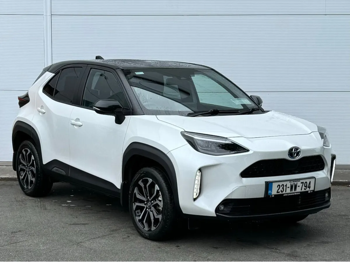 Toyota Yaris Cross | Luna Sport | Auto | 4DR - Image 1