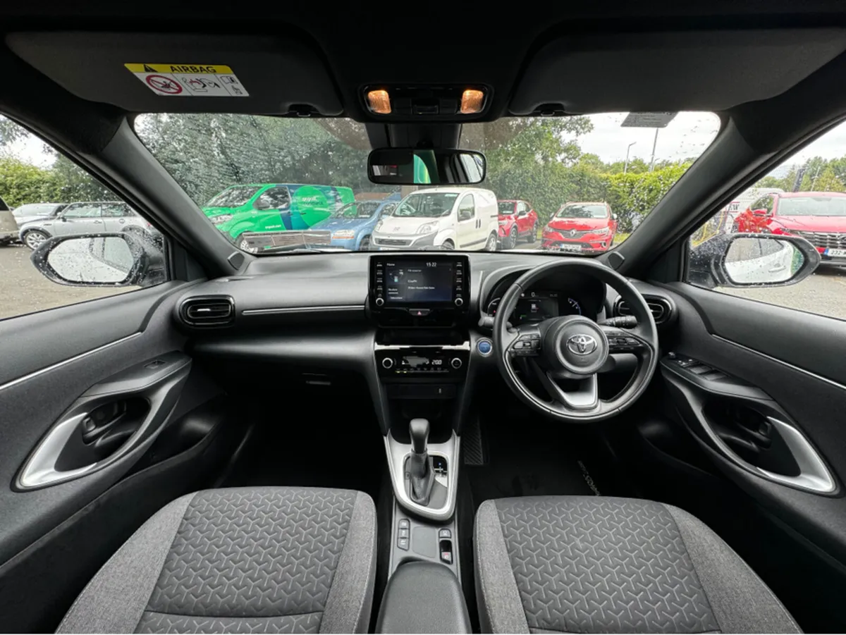 Toyota Yaris Cross | Luna Sport | Auto | 4DR - Image 2