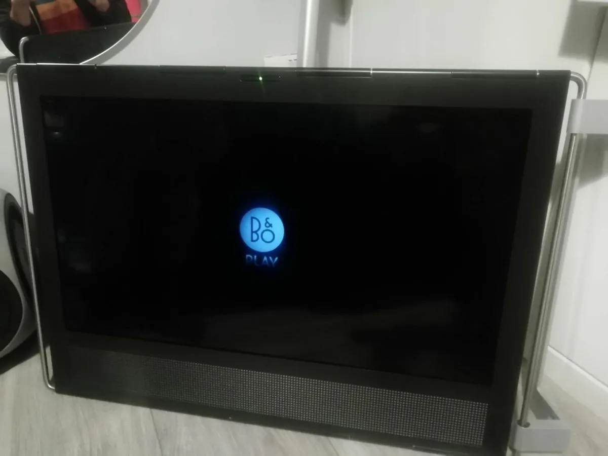 Tv Bang & Olufsen V1 32 inches - Image 1