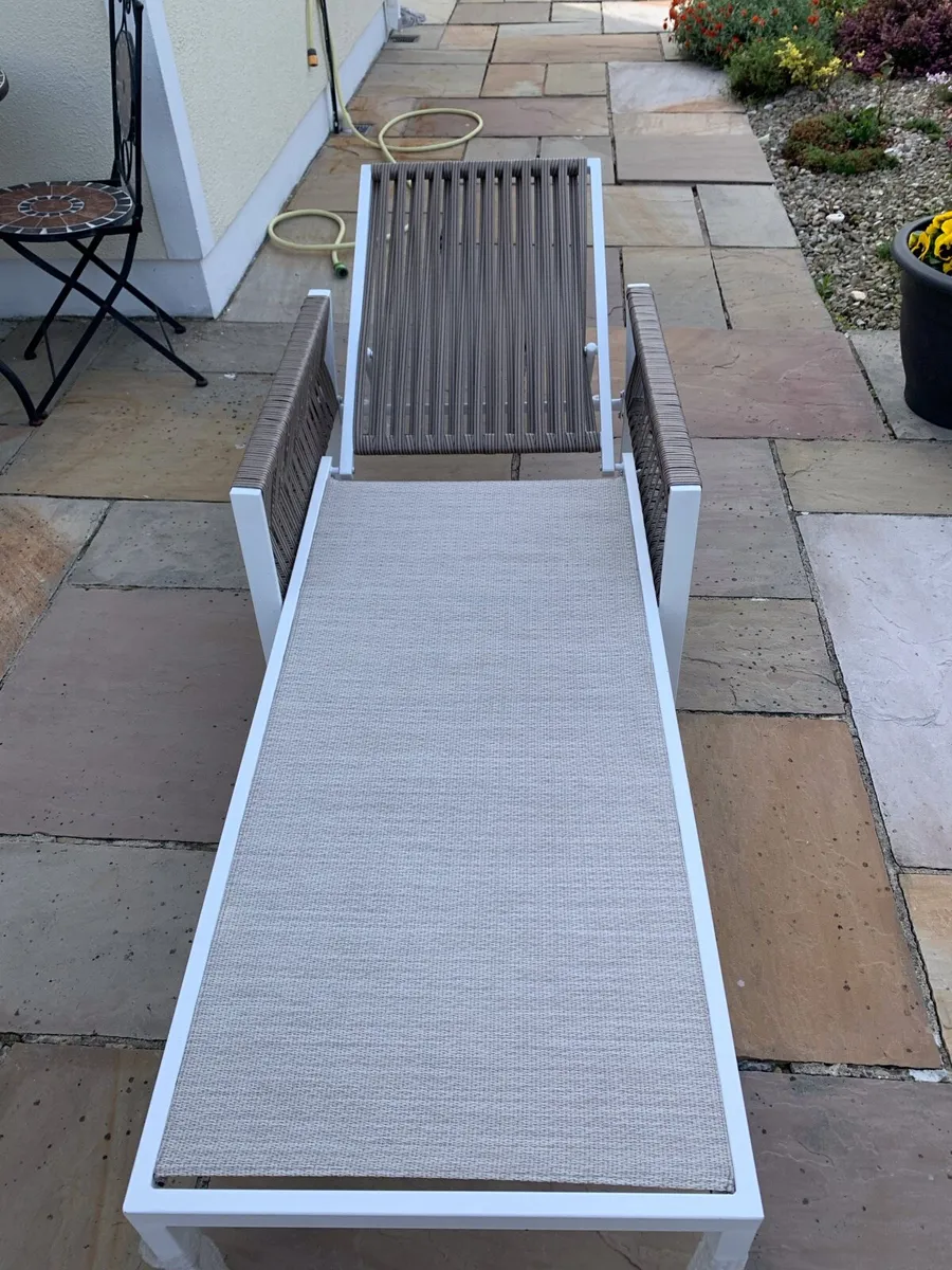 Sunlounger - Image 4
