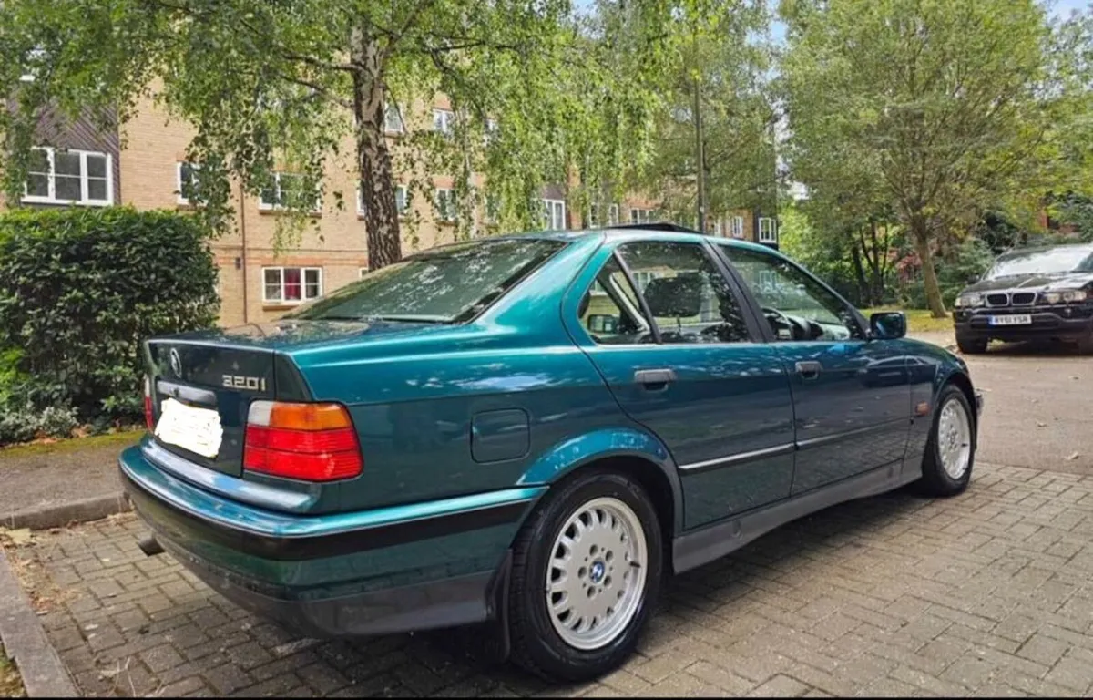 BMW e36 320I SE 1992 - Image 4