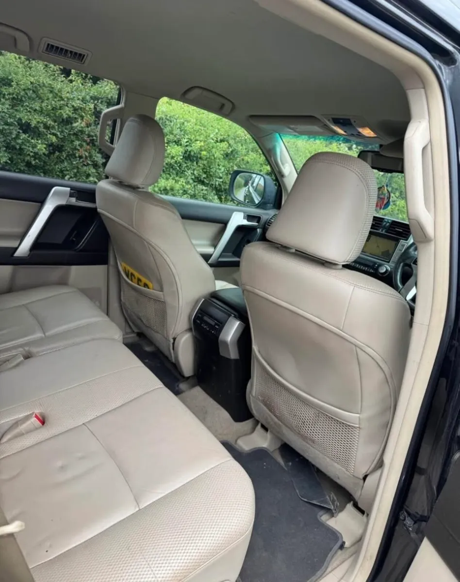 Toyota Land Cruiser 2009 - Image 3