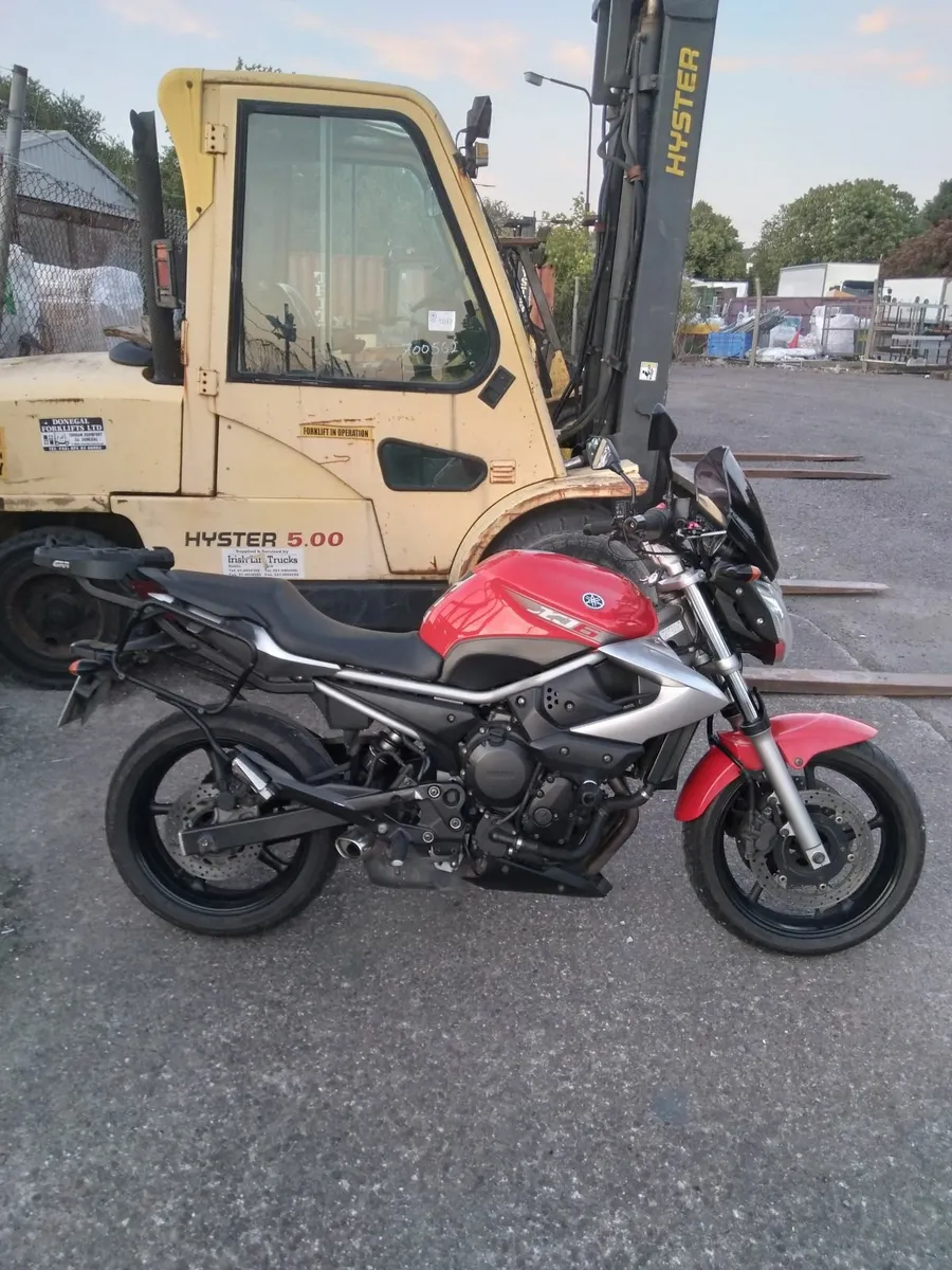 Yamaha XJ6 - Image 1