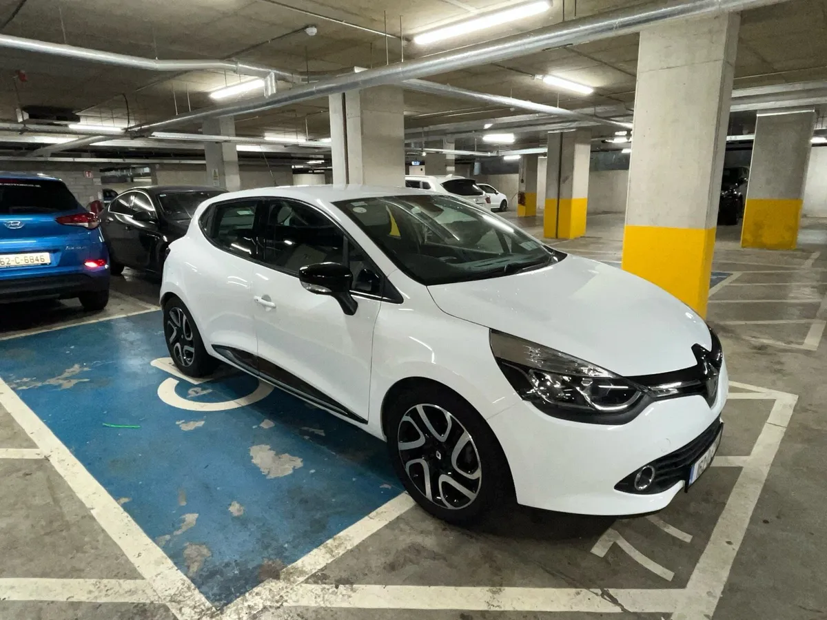 Renault Clio - Image 4