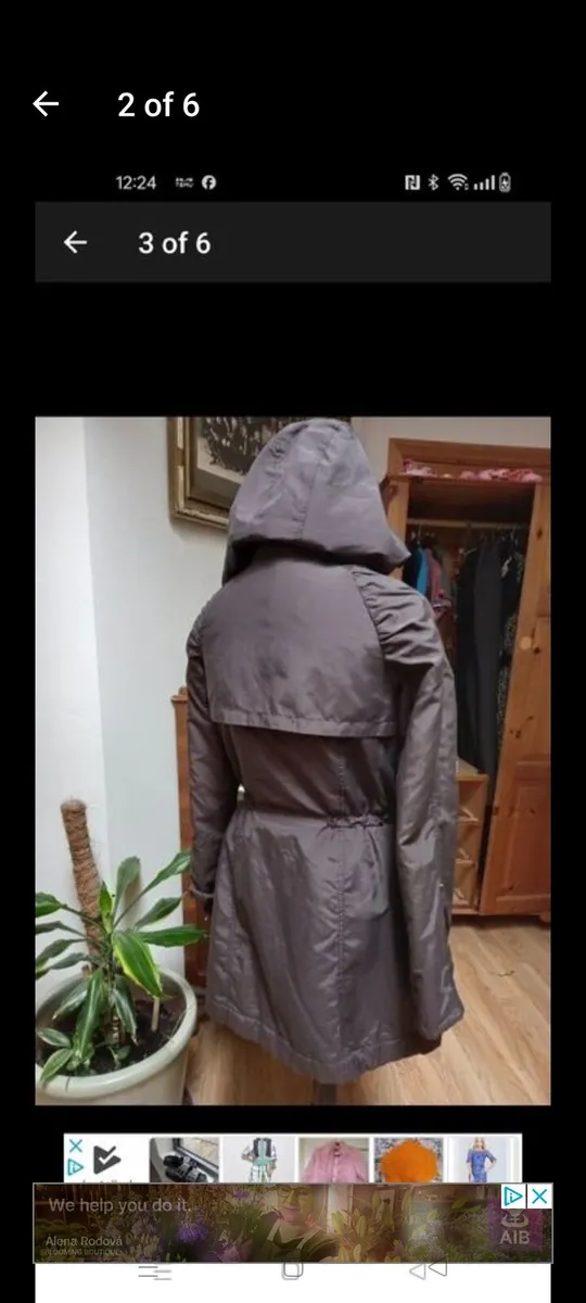 Ladies VILLA brown Jacket with hood and pockets. - Image 2