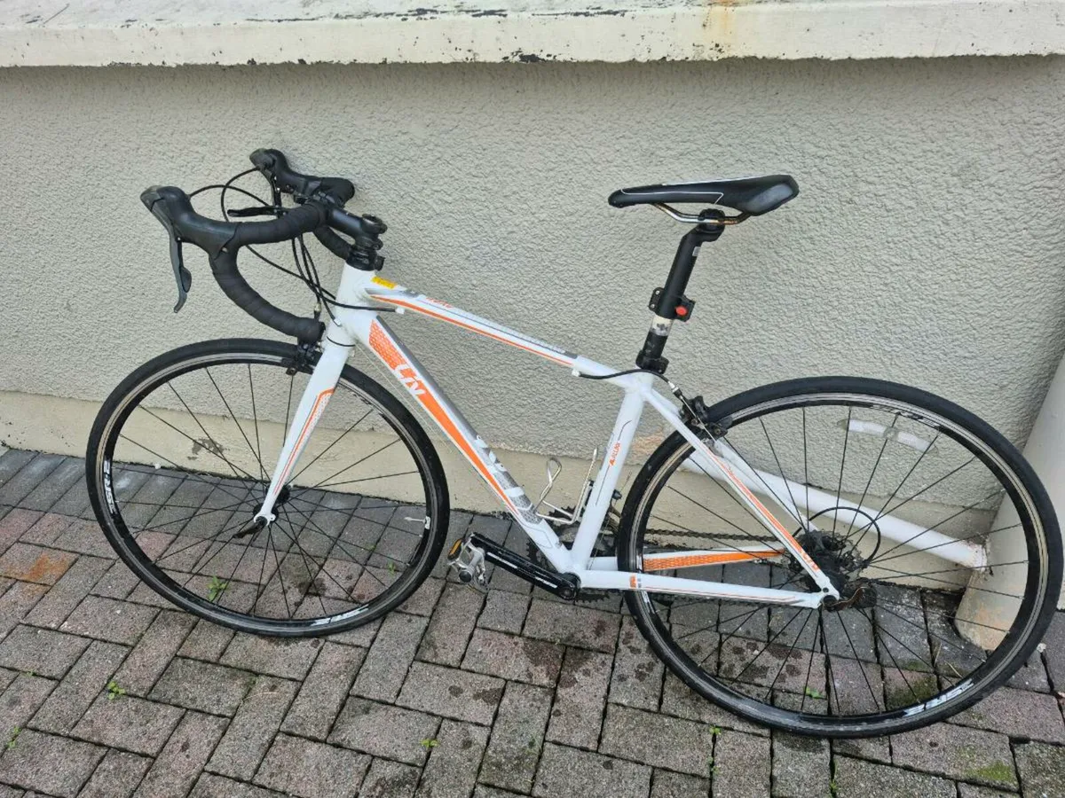 Giant liv avail road bike - Image 3
