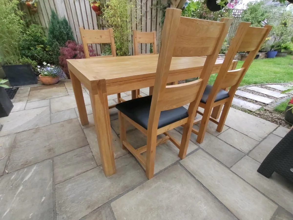 Kitchen dining table - Image 2
