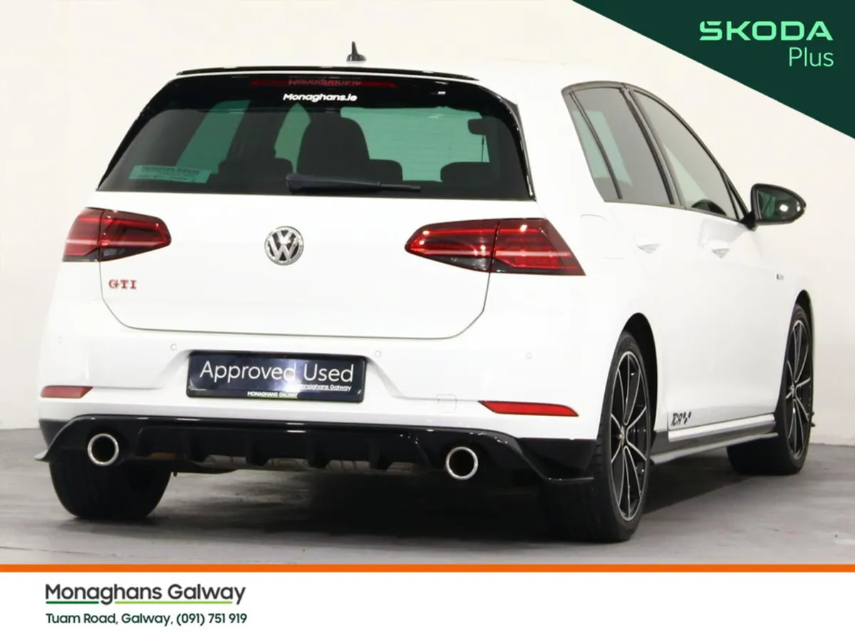 Volkswagen Golf **GTI TCR** 2.0 TSI 290HP 5DR - Image 4