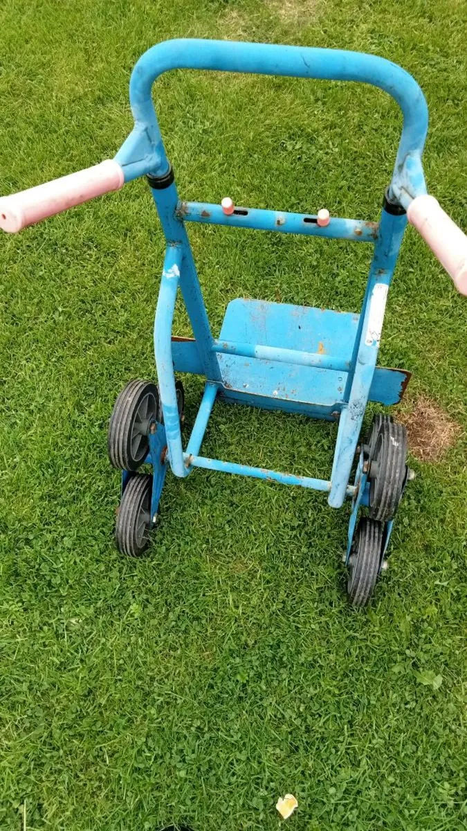 STAIR CLIMBING TROLLEY - Image 2