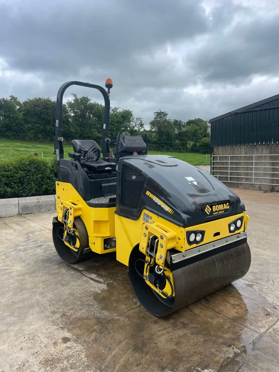 2016 BOMAG 120 AD-5 - Image 1