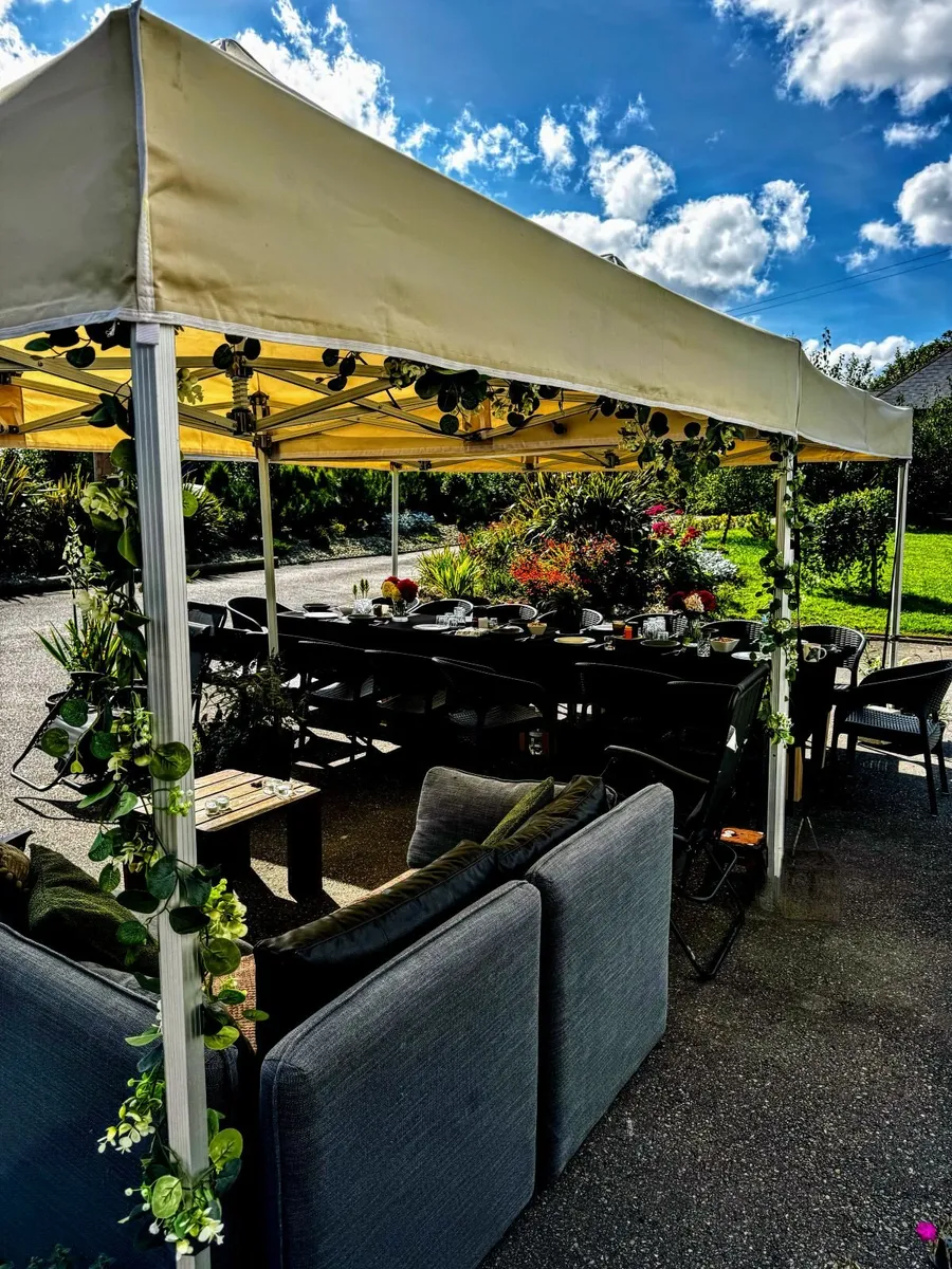 3x3m Alu50Hex PRO pop-up Gazebo - Image 1