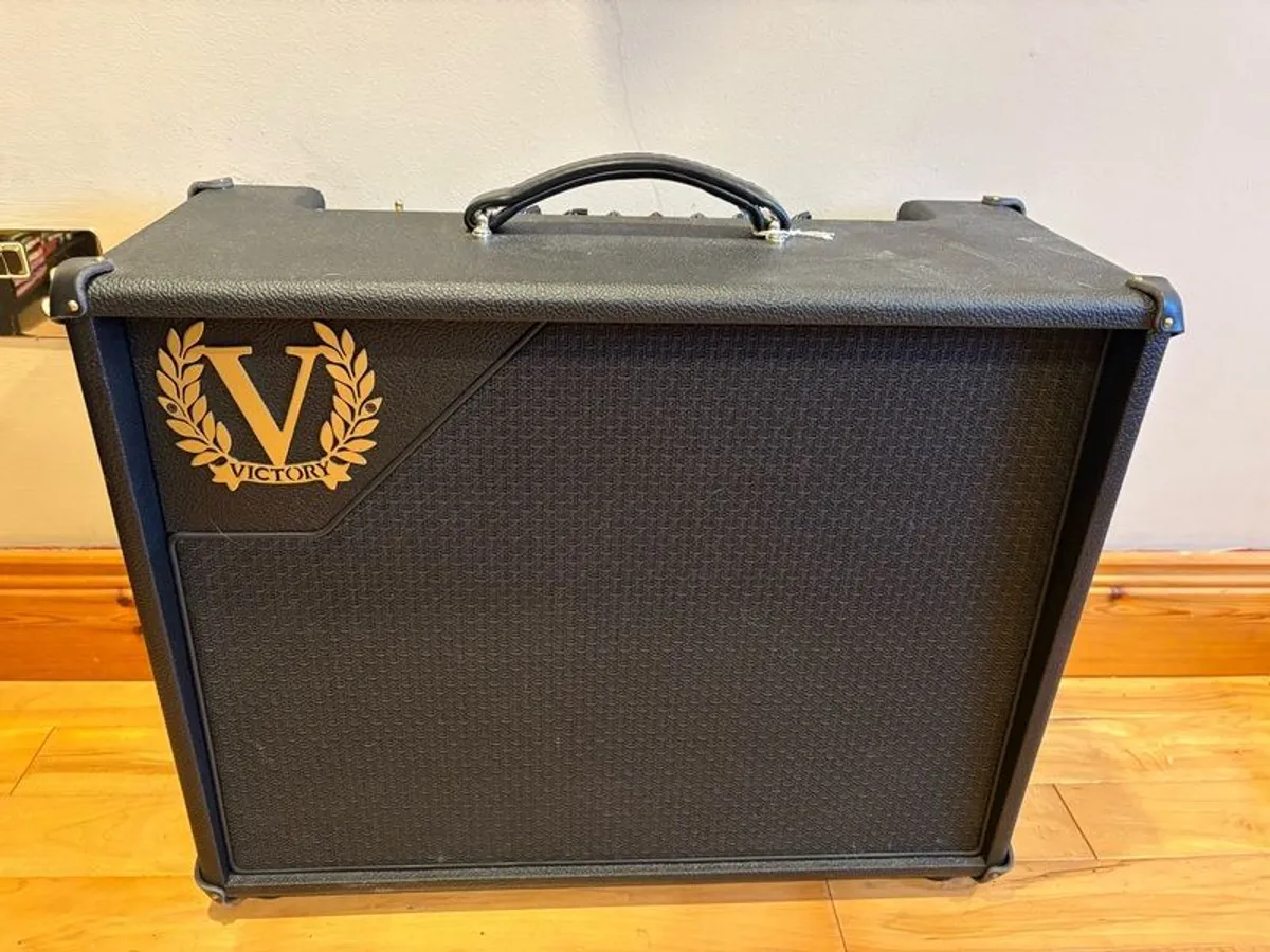 Victory Sheriff 25 valve amp - Image 1