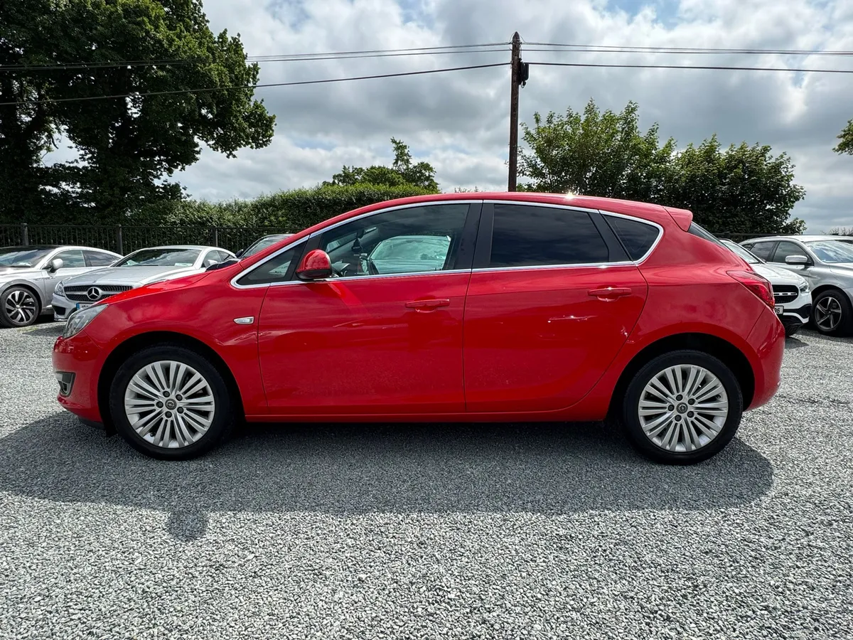 151 Opel astra 1.6 Diesel low kms new nct - Image 4