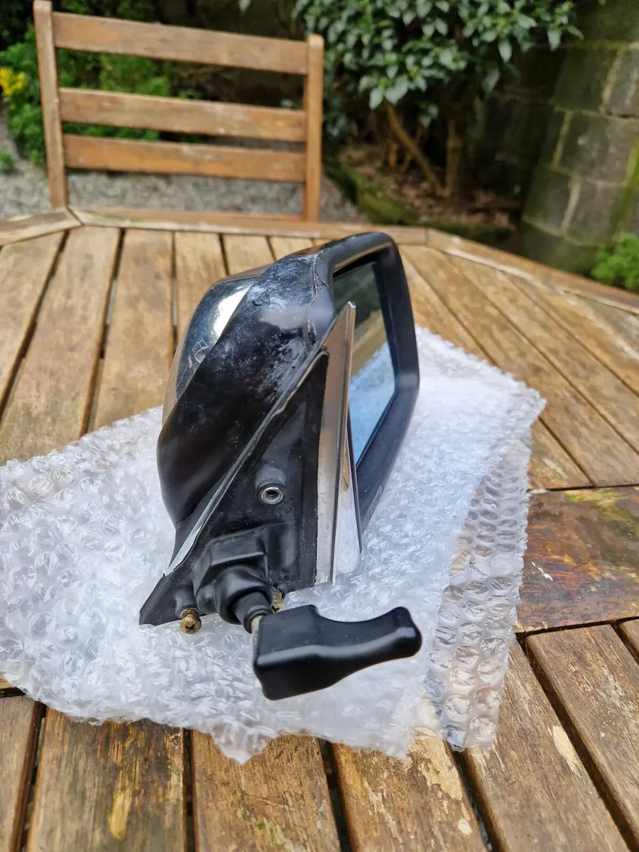 MERCEDES W116 - Door Mirror Body Trim +++ - Image 3