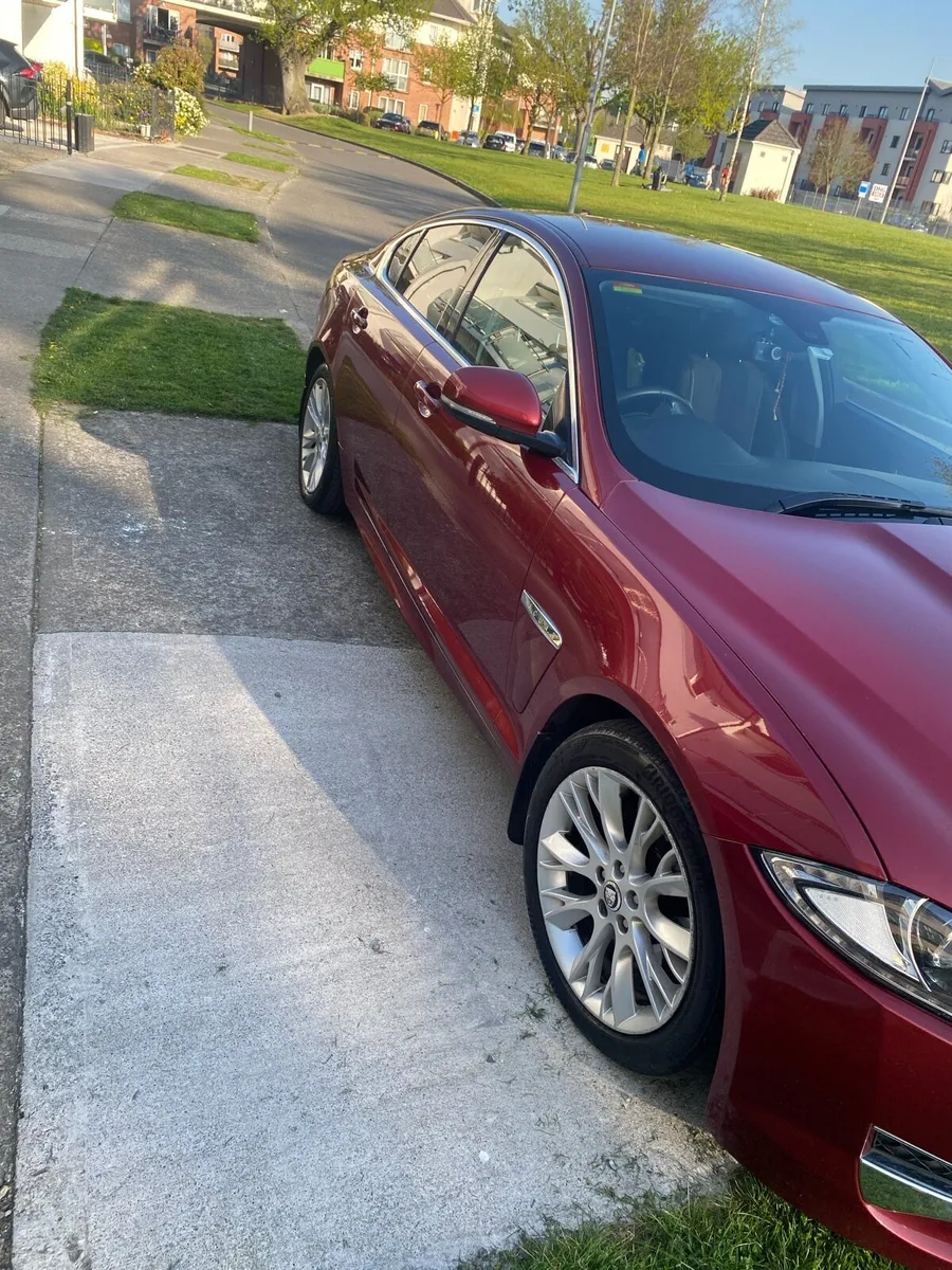 Jaguar XF, Diesel 2.2 - Image 2