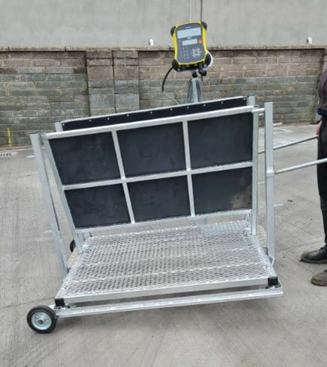 Fast Weigh  squeeze  Crate - Image 3