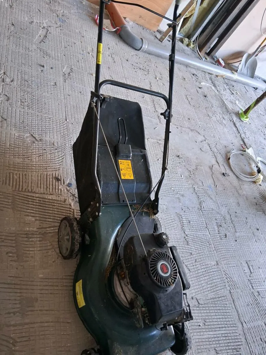 Lawn mower - Image 4