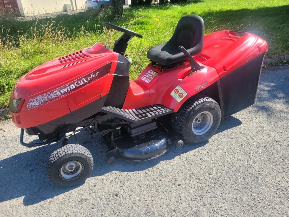 Castlegarden lawnmower - Image 2