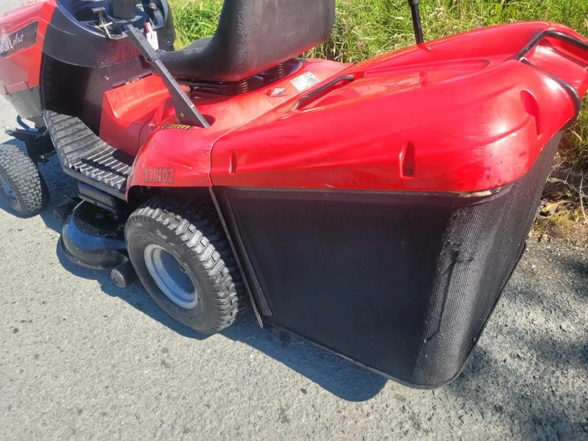 Castlegarden lawnmower - Image 3