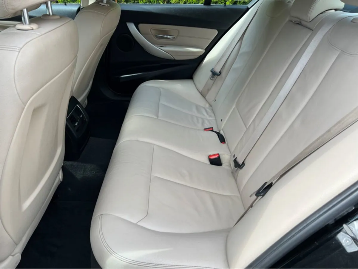 BMW 3 Series 2016 SE Sport 316D 120BHP Saloon 4DR - Image 4