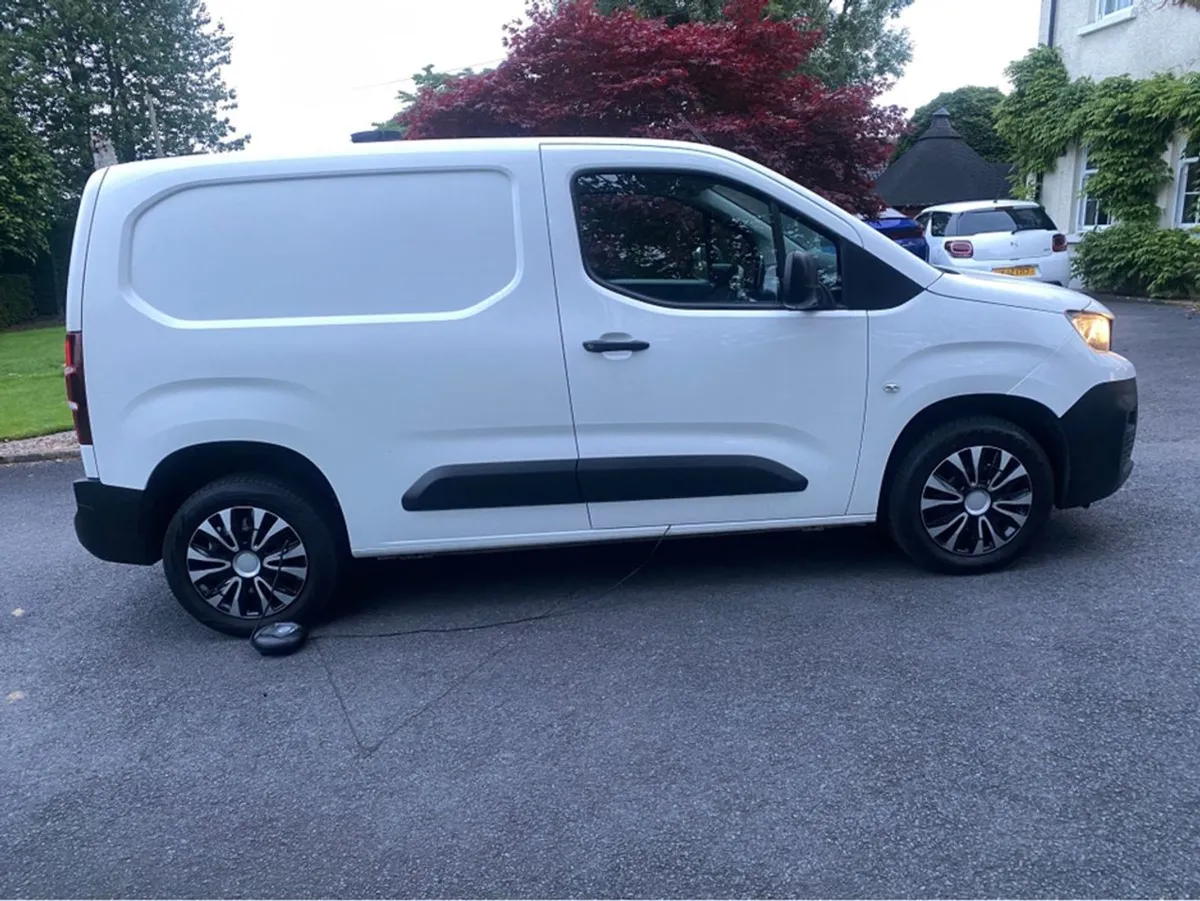 Peugeot Partner Professional L1 B - Image 2