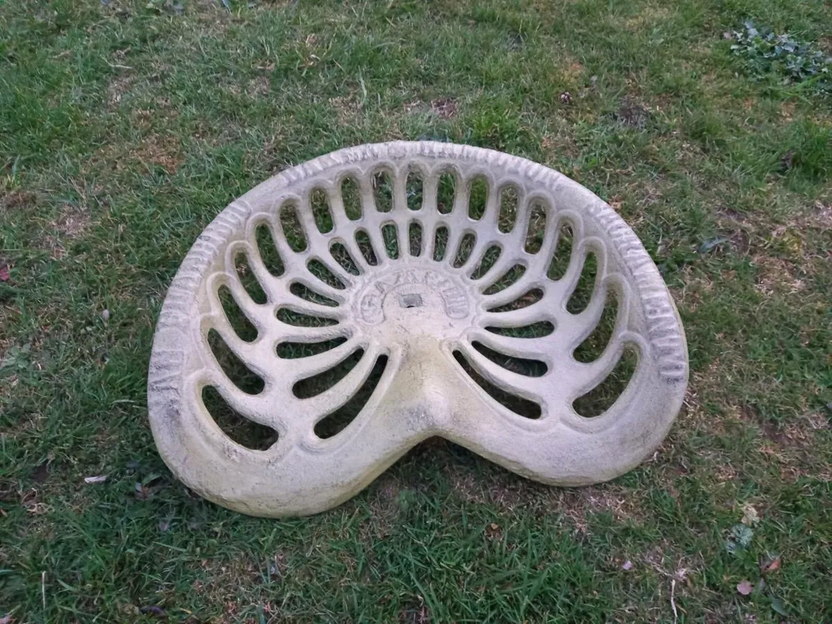 Champion Cast Iron Tractor Seat - Image 1