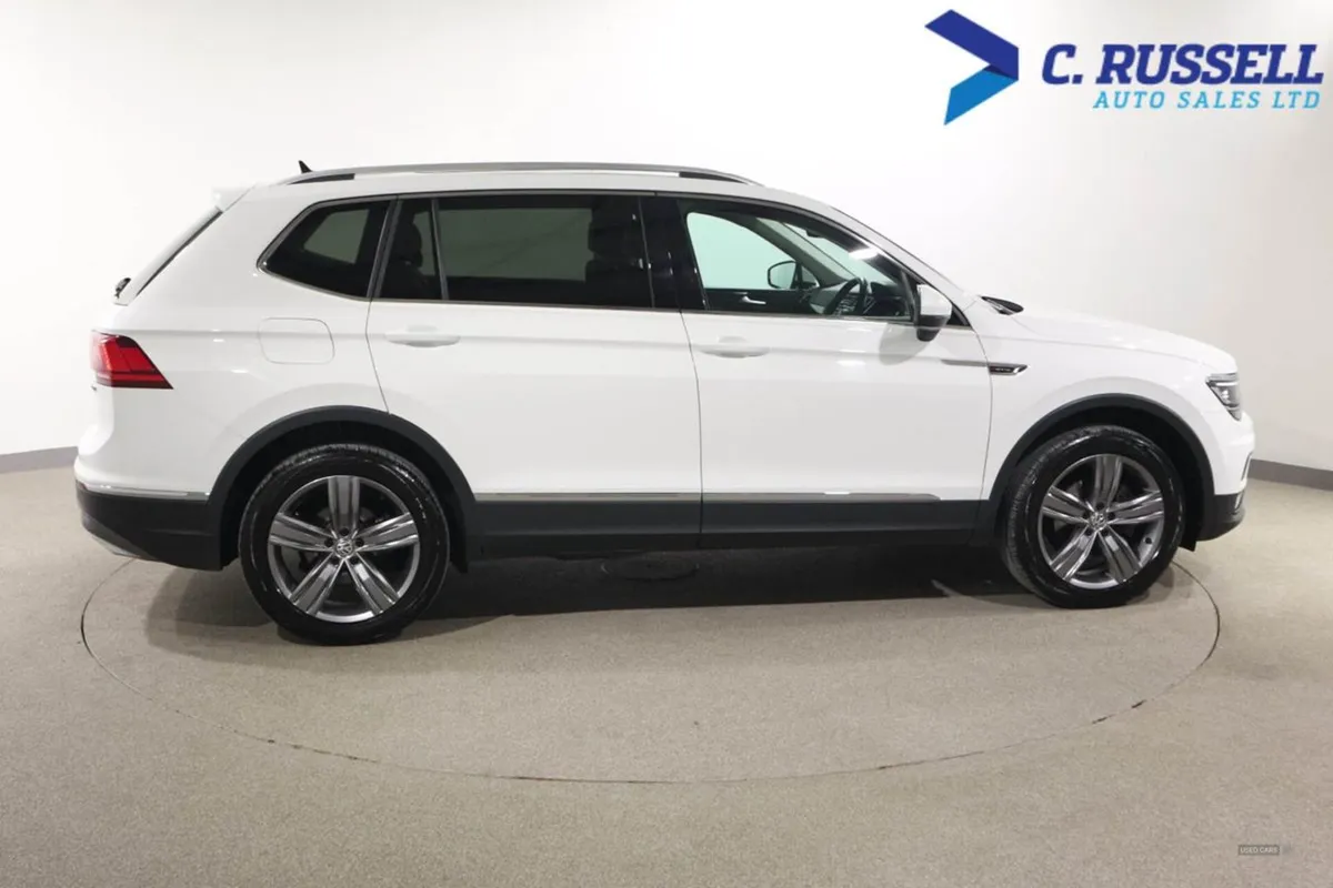 Volkswagen Tiguan Allspace Diesel Estate - Image 4