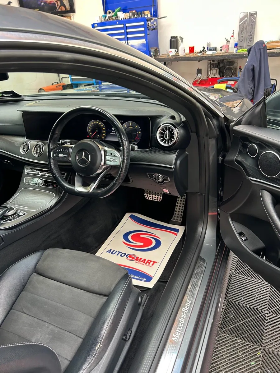 Mercedes Benz - Image 3