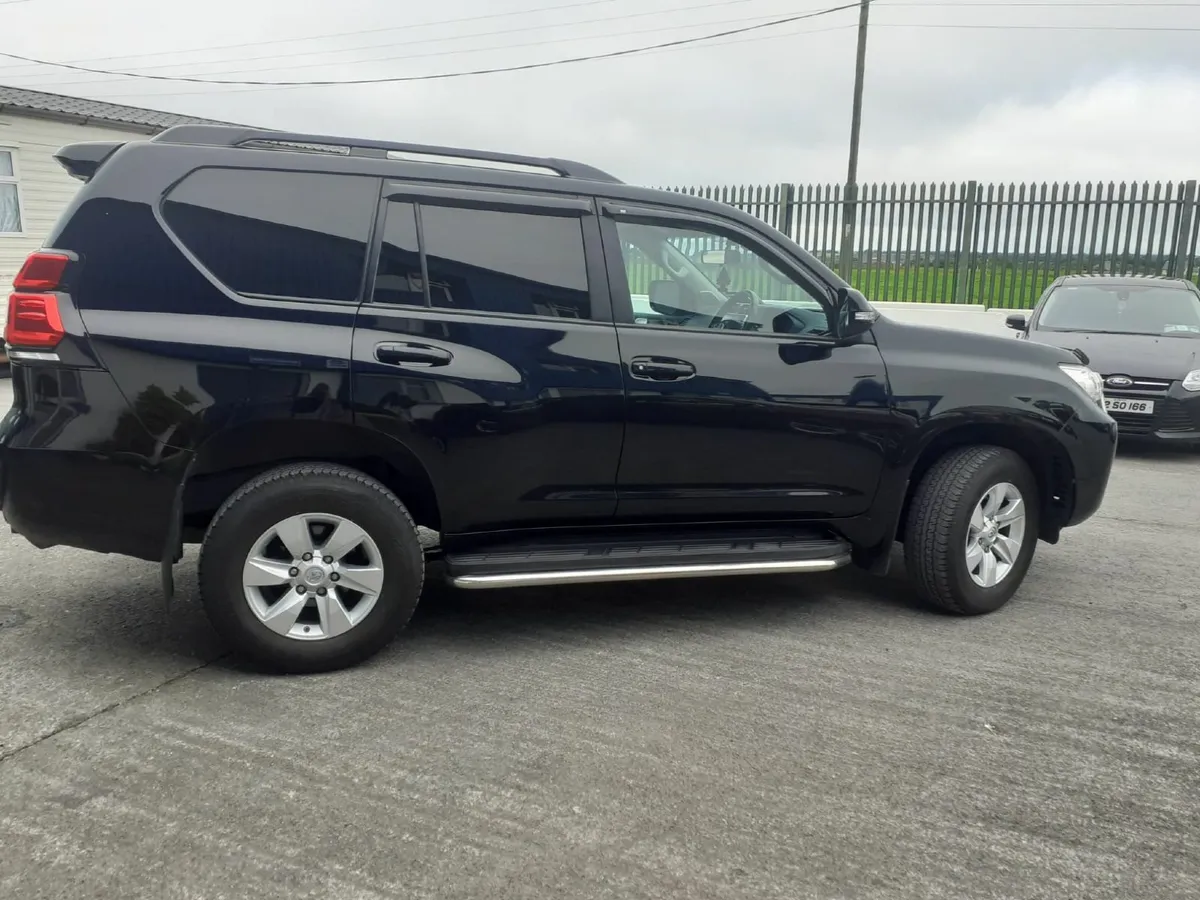 Toyota Land Cruiser 2024 - Image 3
