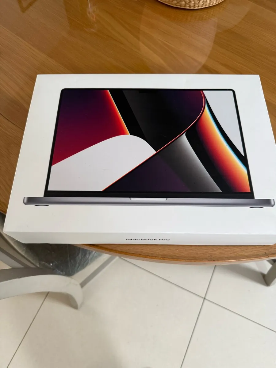 MacBook M1  Pro 16” Flawless 32gb - Image 1