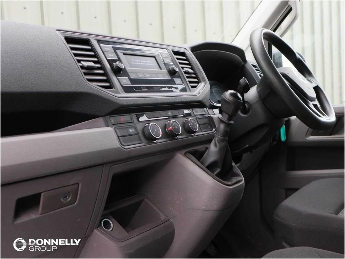 Volkswagen Crafter 2.0 TDI 140PS Startline ETG Ti - Image 2