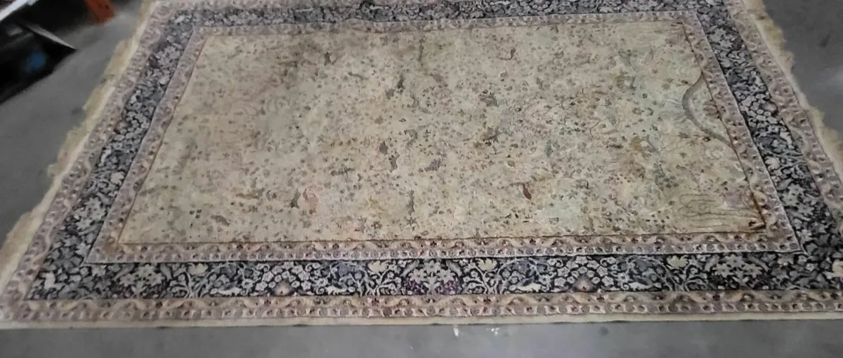 Rug - Image 1