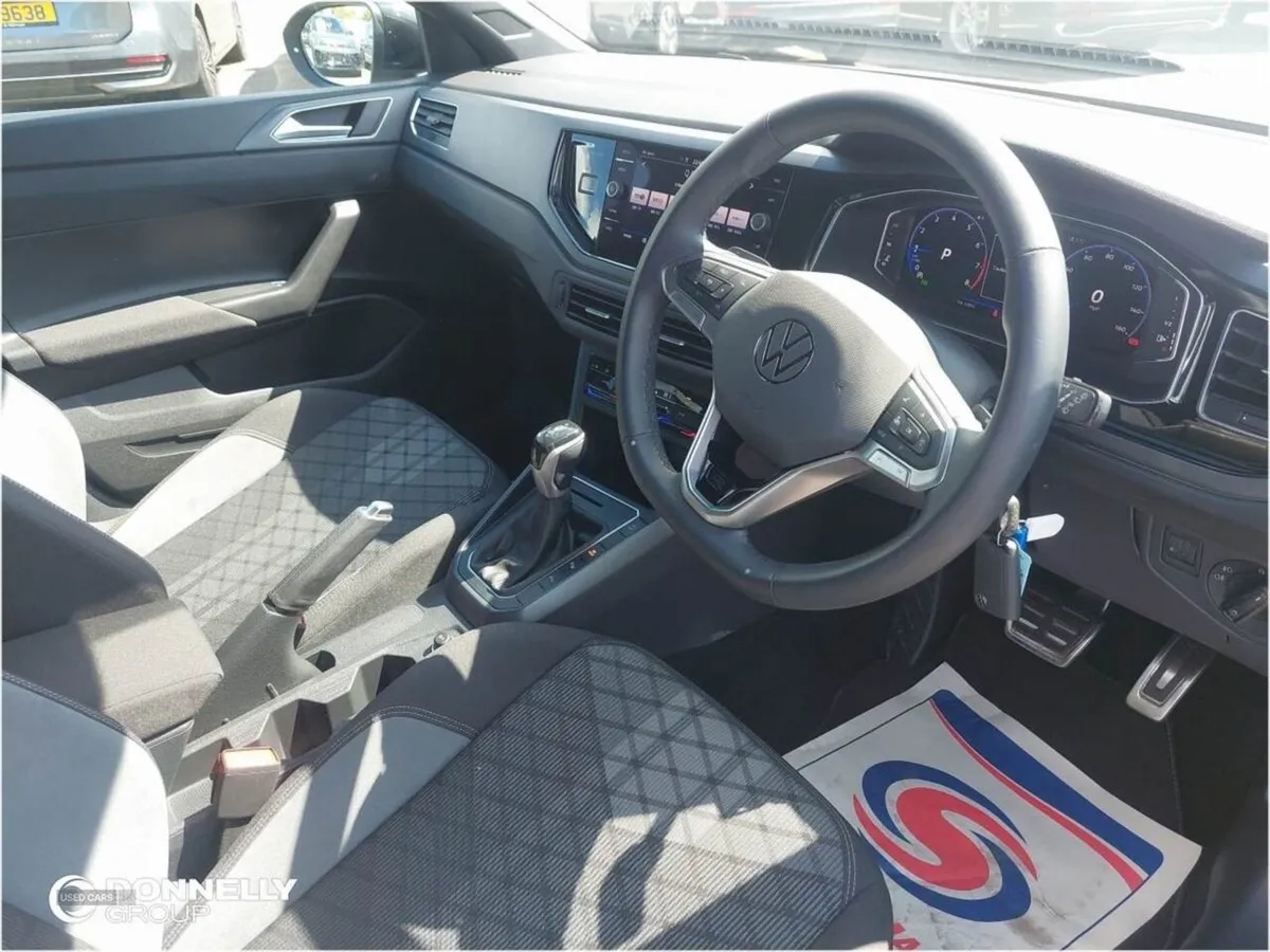 Volkswagen Taigo 1.0 TSI 115 R-line 5dr DSG - Image 2