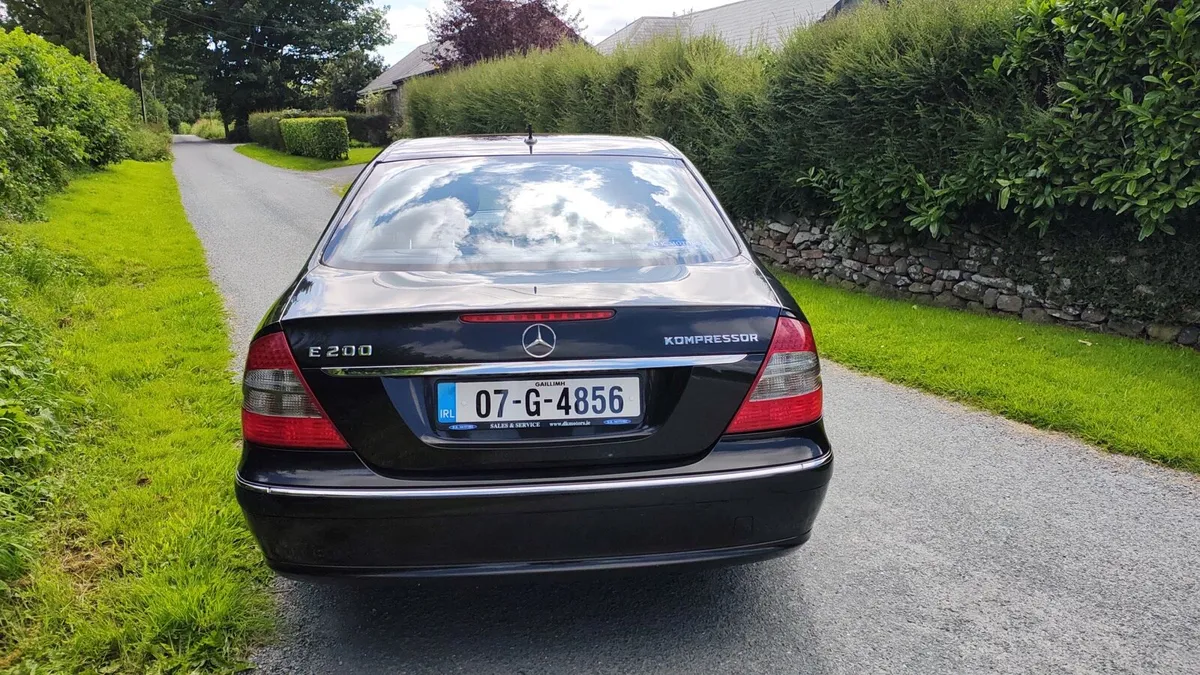 MERCEDES E200 KOMPRESSOR - Image 2
